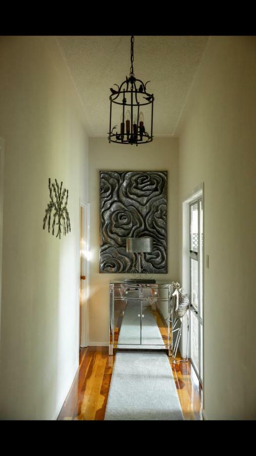 The Olive Grove Guest House Te Kopuru ภายนอก รูปภาพ